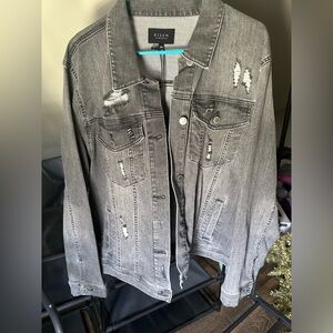 Lauriebelles Risen Black Denim Jacket
New with Tags
Never worn